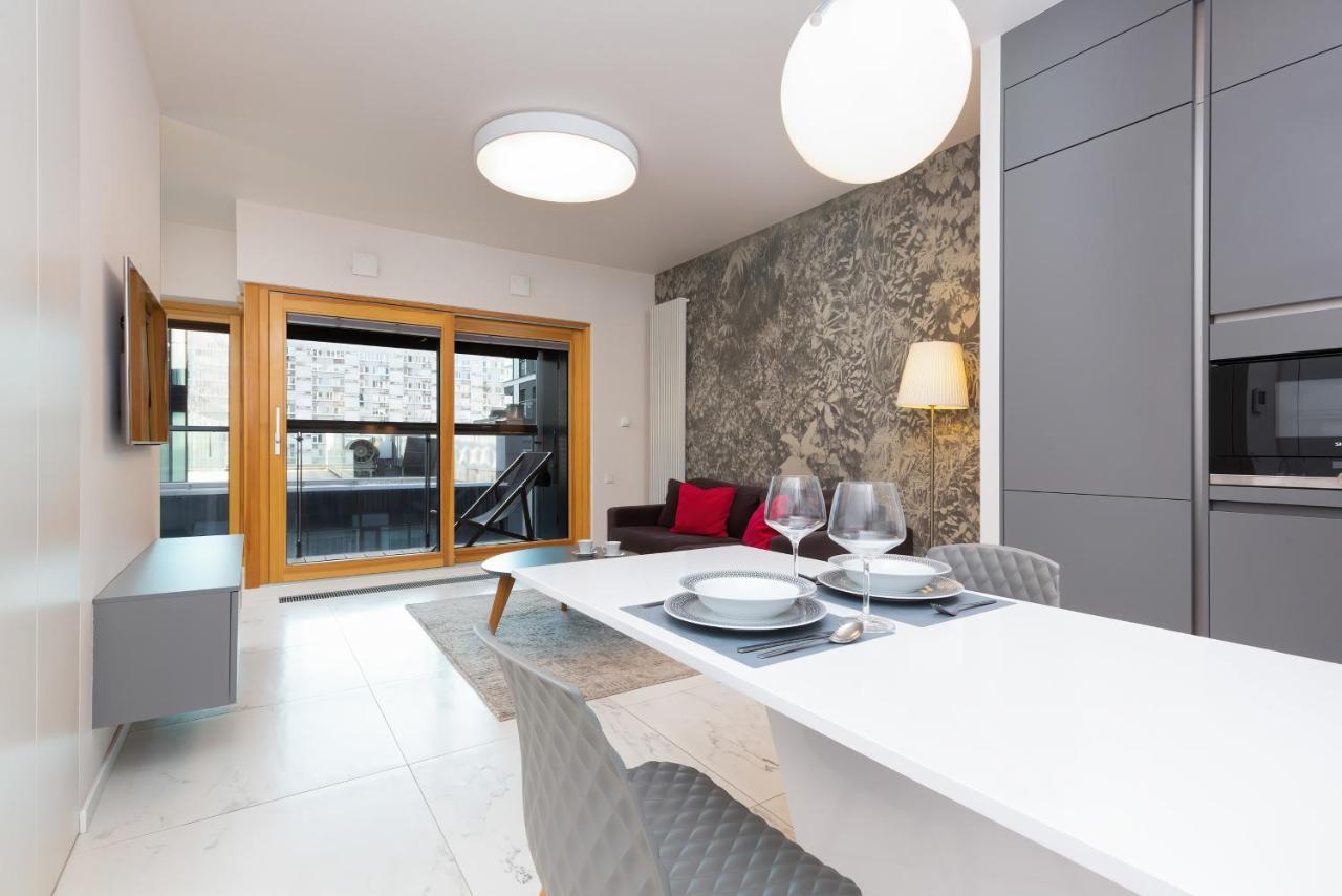 Mennica Residence - City Center Apartments By Noclegi Renters Varsóvia Exterior foto